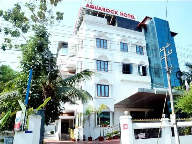 Aquarock Hotel - Image 1