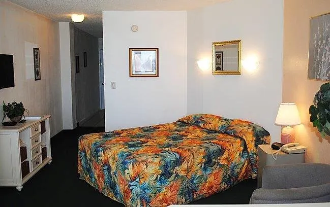 Silver Beach Club - Image 1