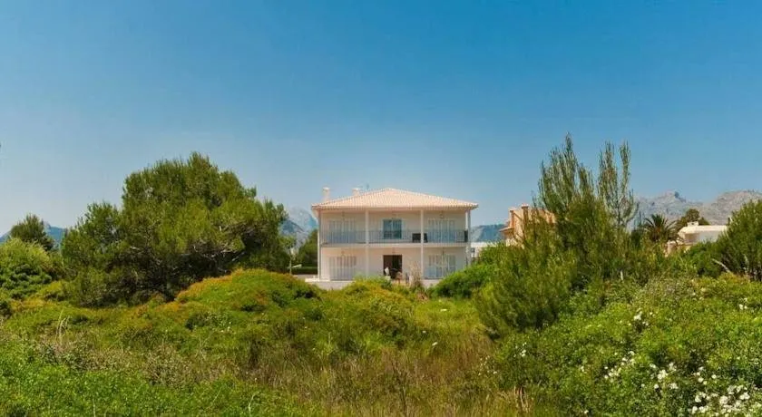 Villa Quiros ll - Image 1