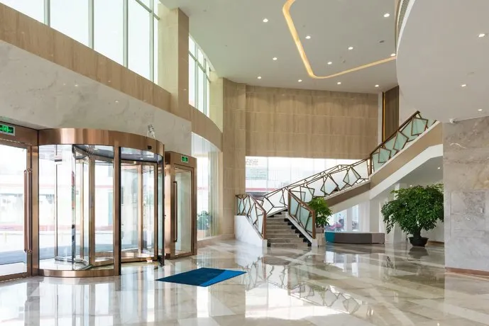 Vyluk Guangzhou Baiyun Airport Hotel - Image 1