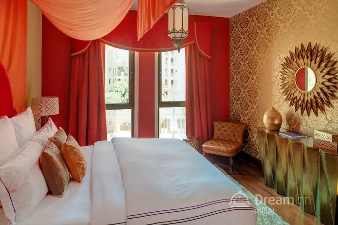 Dream Inn Dubai - Old Town Miska - Image 1