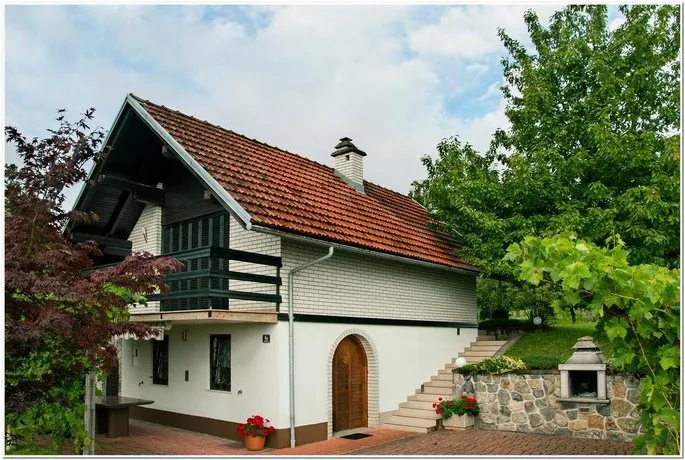 Vineyard Cottage Drazumeric - Image 1