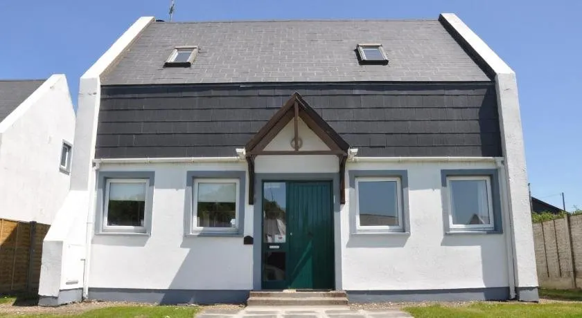 Ardamine Holiday Homes - Image 1