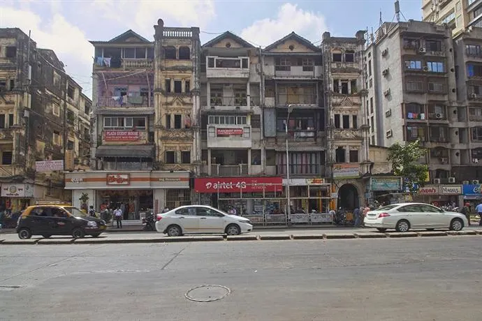 Plaza Guest House - Image 1