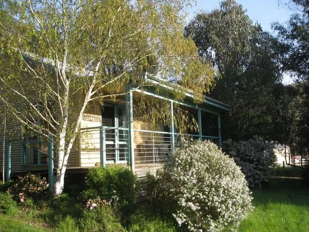 Athlone Country Cottages - Image 1