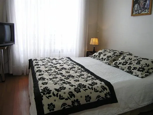 San Marino Apart Hotel - Image 1