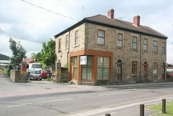 13 Hooton Cottage 3 Bed - Image 1