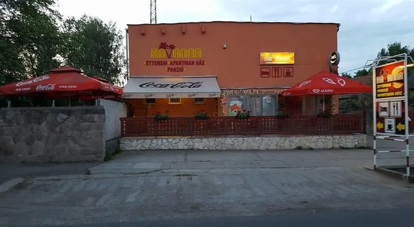 Havanna Étterem Apartmanház Panzió - Image 1