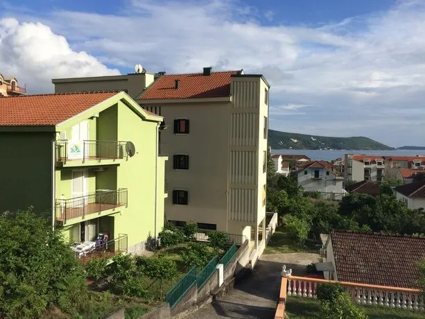 Guest House Zvezda Meljine - Image 1