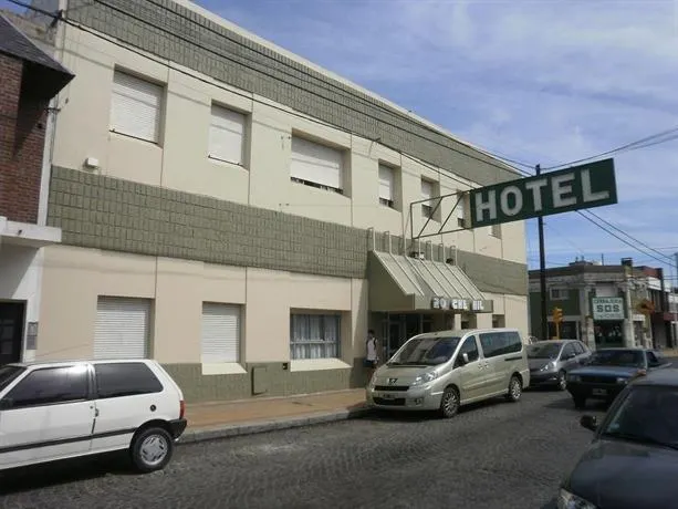 Hotel Ro Che Hil Tandil - Image 1