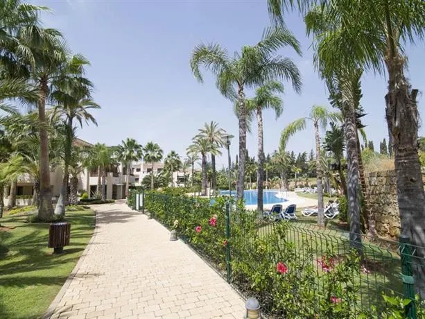 Paradise at Medina de Banus - Image 1