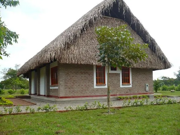 Los Ranchos Hotel Campestre - Image 1