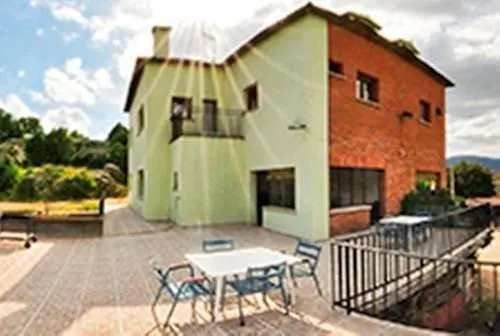 El Mirador Apartamentos - Image 1