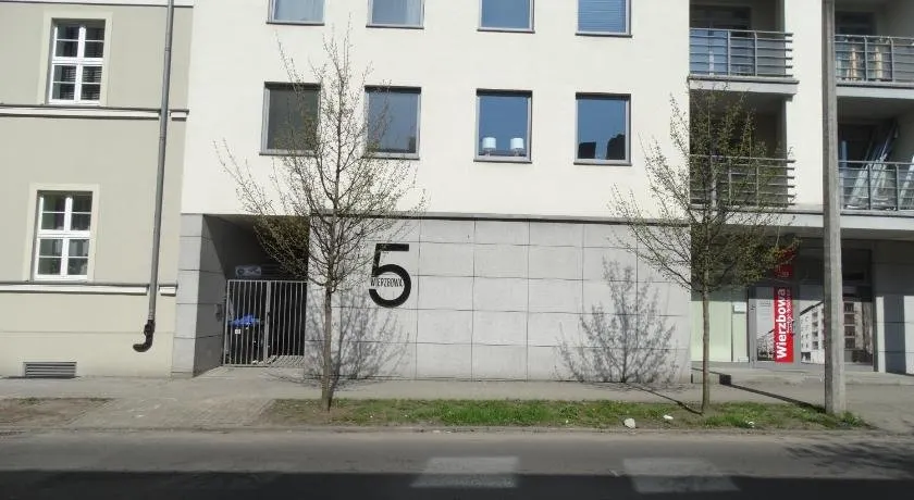 Black&White Apartment- Wierzbowa 5 - Image 1