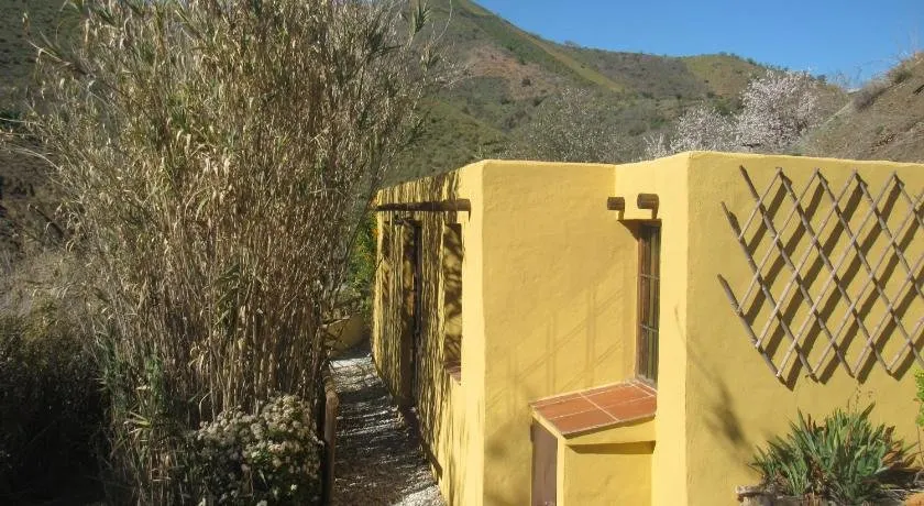 Adobe Getaway with 'private plunge pool' - Image 1