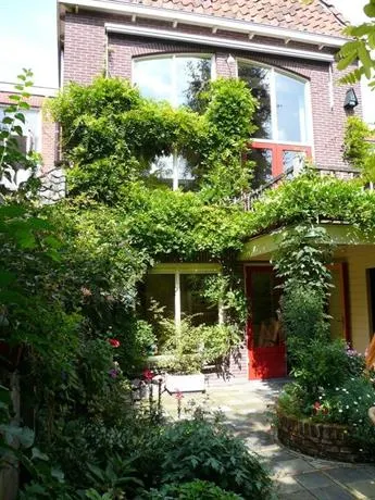 B&B Pakhuis Emden - Image 1
