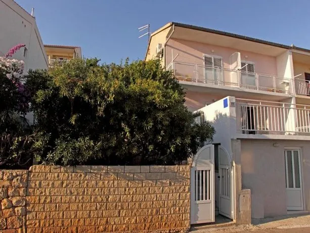 Apartments Katnic - Image 1