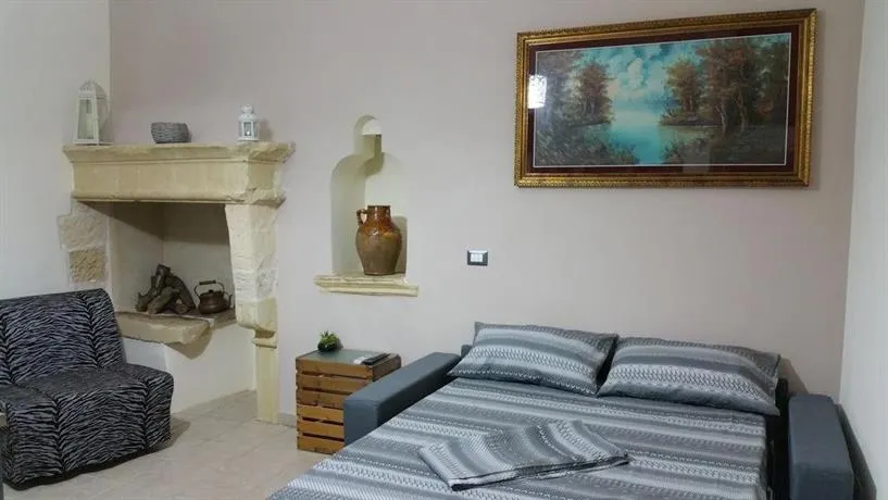 Donatella - Image 1