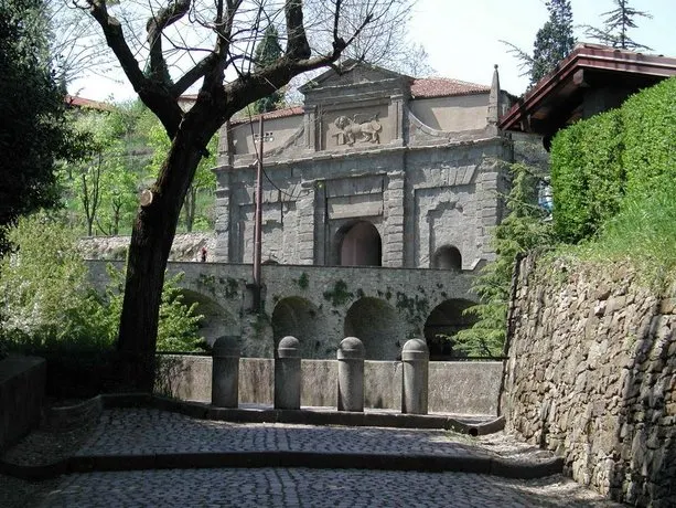 I Due Camini - Casa Vacanze - Image 1
