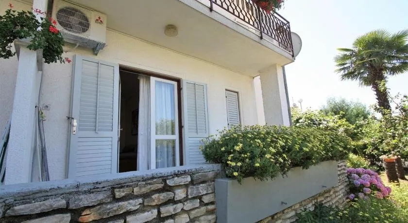 Apartment Mercedes Porec - Image 1
