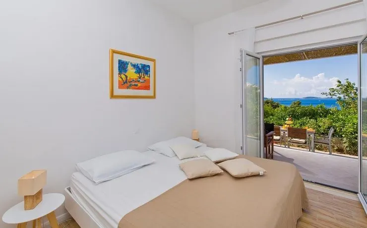 Apartments Roza - Image 1