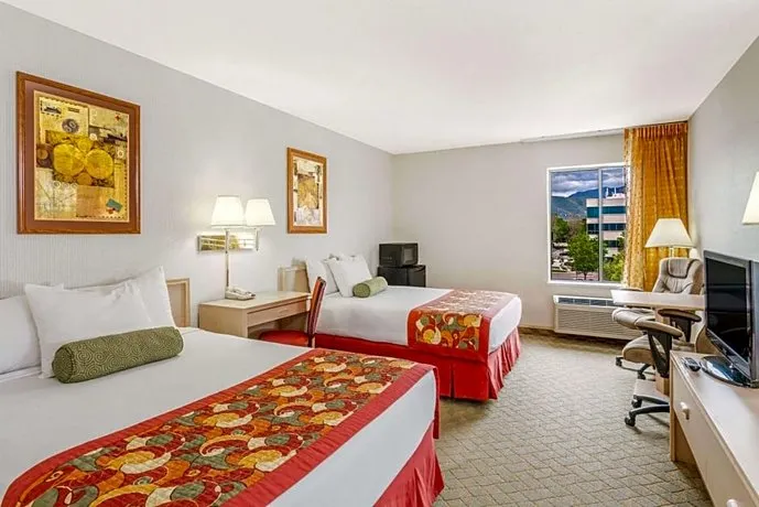 Ramada Limited Salt Lake City - Image 1