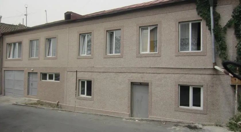 Big House Small Price - Image 1