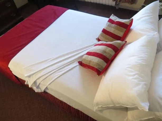 Hotel Boston - Image 1