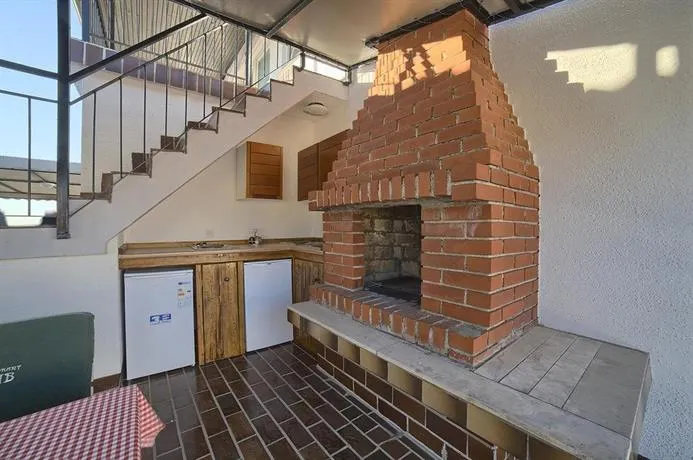 Hostel Step - Image 1