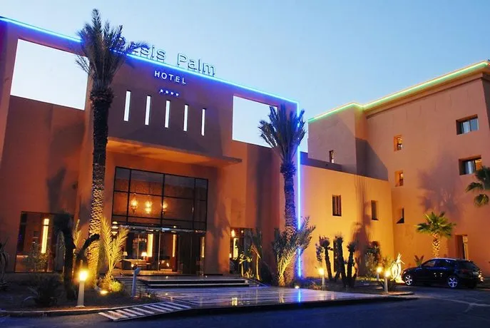 Oasis Palm Hotel - Image 1