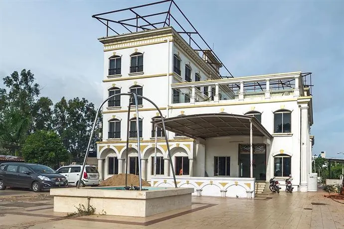 Sidarchie Palace - Image 1