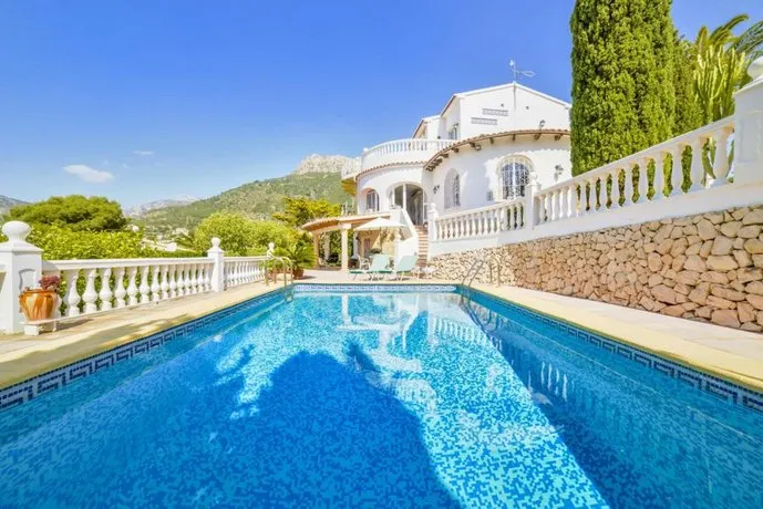 Villa Origami - PlusHolidays - Image 1