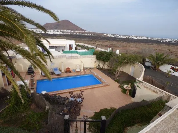 Casa De Gato Rustic Finca - Image 1
