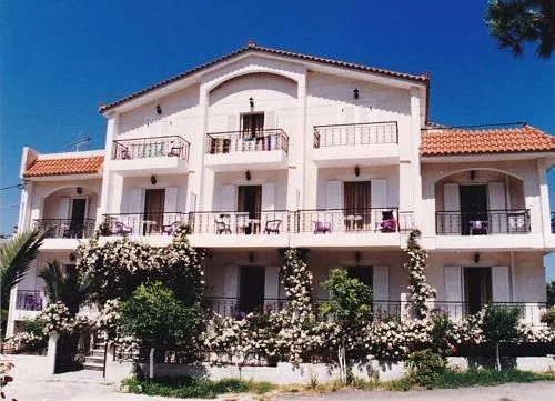 Macedonia Hotel - Image 1
