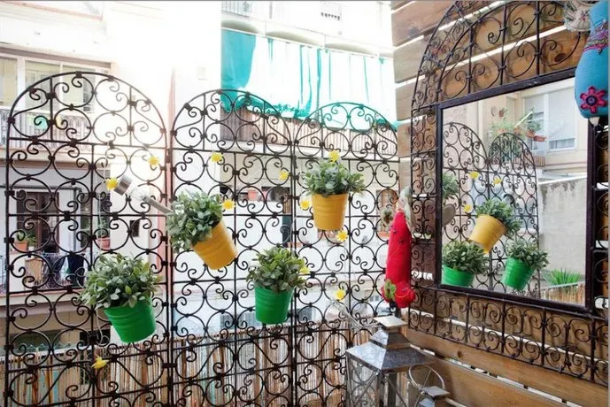 Poble Sec - holidaysBarcelona - Image 1