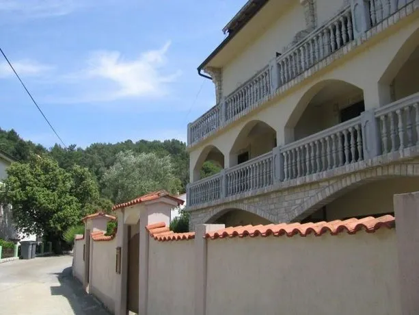 Apartments Basek - Image 1