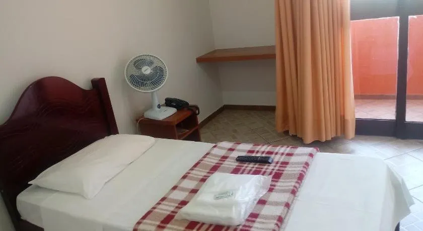 Hotel Leo - Image 1