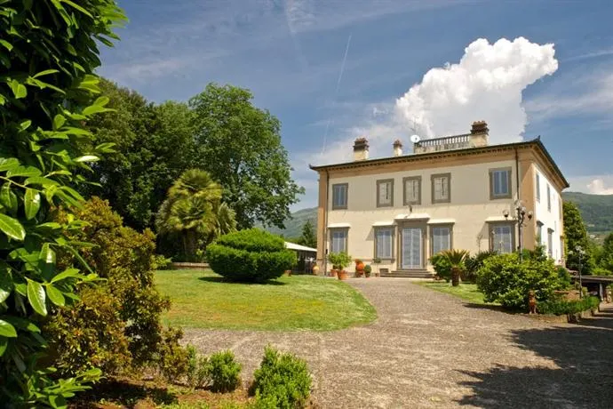 Case Vacanza Villa Lazzareschi - Image 1