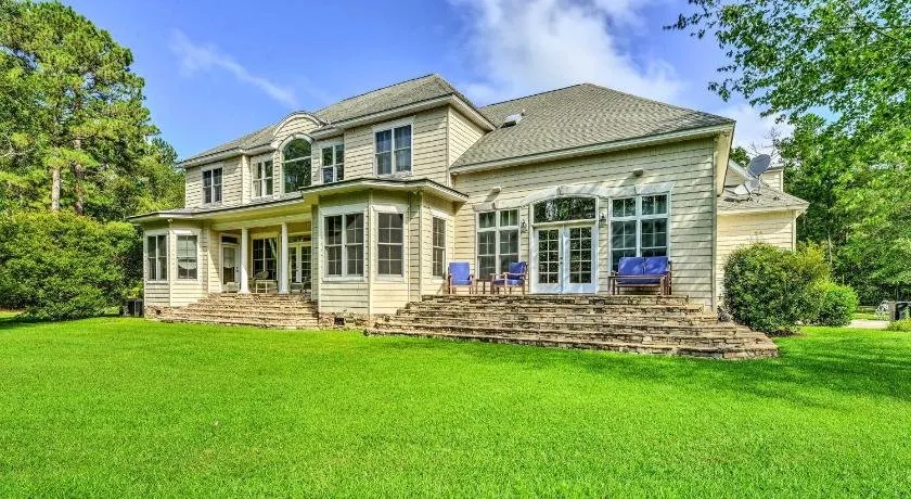 Spacious Trenton Home w/ Pond on 20 Acres - Image 1