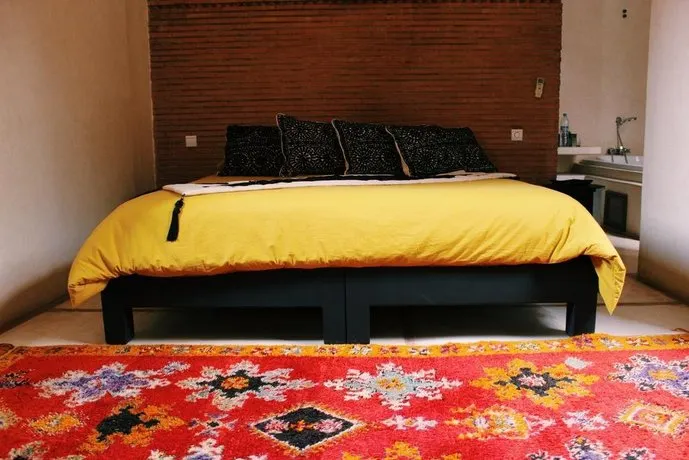 Riad Elwalidine - Image 1