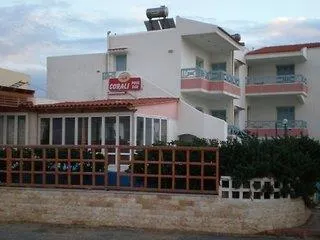 Coralli Beach Apartments - Image 1
