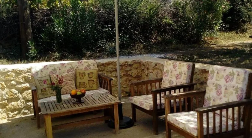 Sofias cottage - Image 1