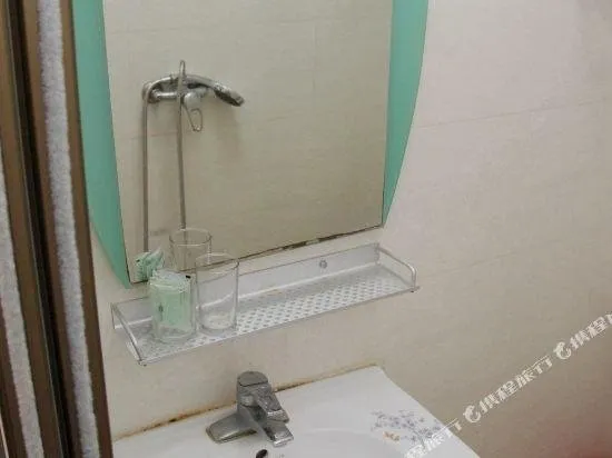 Musen Hotel (Nanjing Xuanwu Lake Gulou Subway Station) - Image 1