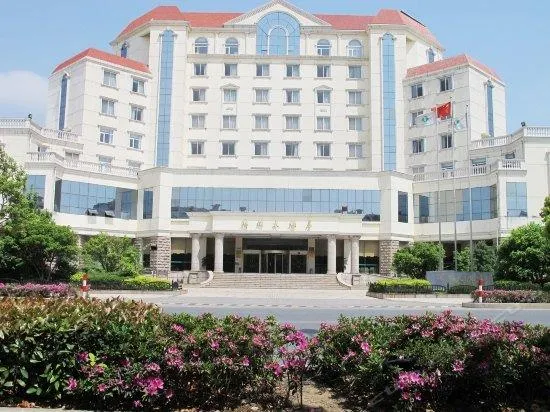 Jinhu Hotel - Image 1