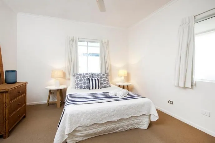 103 Noosa Parade - Image 1