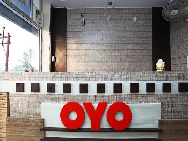 OYO 30598 Hotel City Ganga - Image 1