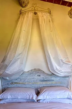 Borgo San Sisto b&b Todi - Image 1