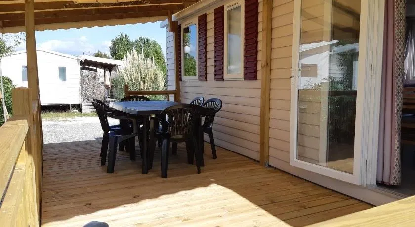 Holiday home Rue de Montourey - 3 - Image 1