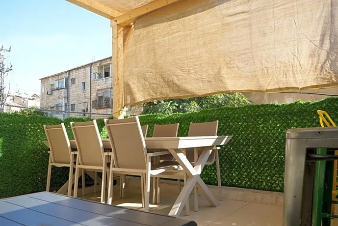 Hostel - Mahane Yehuda - Image 1