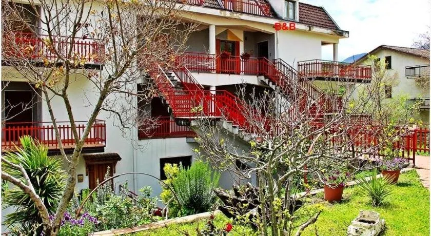 One bedroom appartement with wifi at Calvello - Image 1
